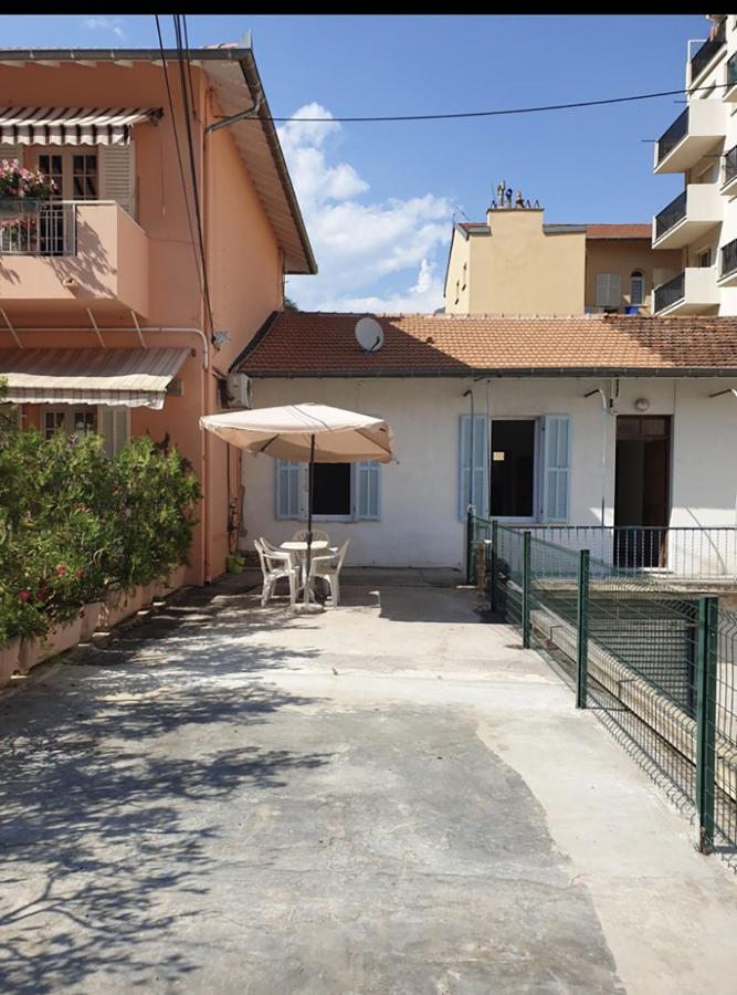 Calme Et Tranquillite Et Un Soupir Villa Menton Buitenkant foto